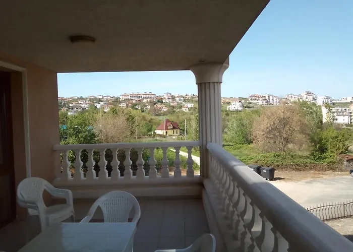 Byala Palace Apartments