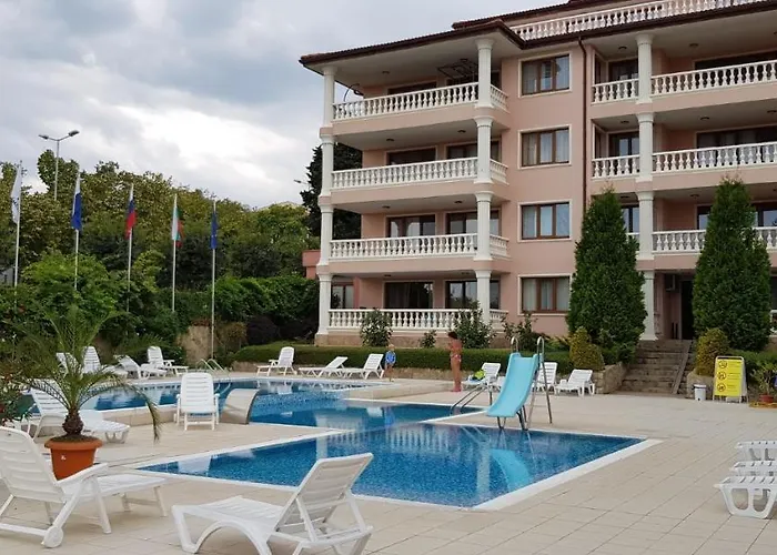 Byala Palace Apartments